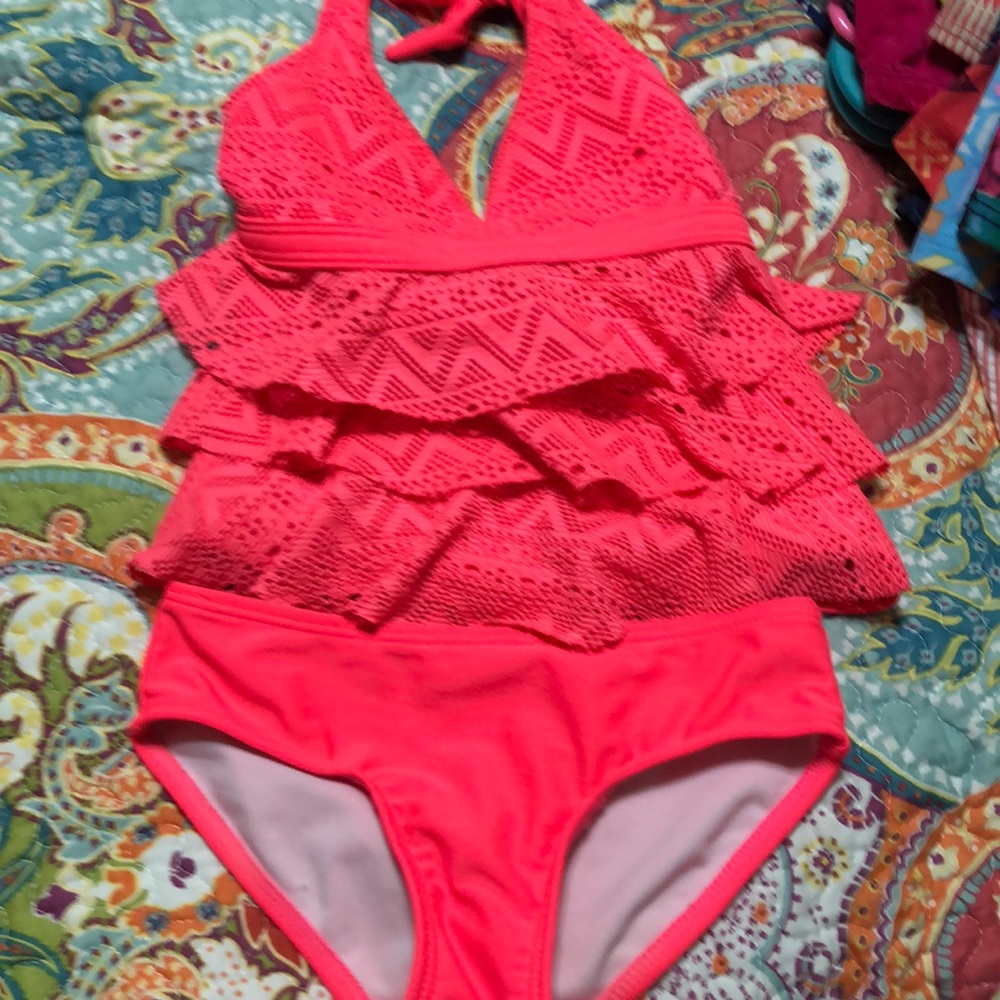 Girls XS (4/5) halter ruffle tankini